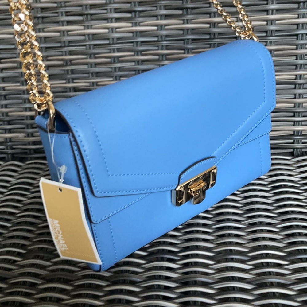 Michael Kors Kinsley Medium Flap Shoulder Bag Crossbody in French Blue - Picture 13 of 16
